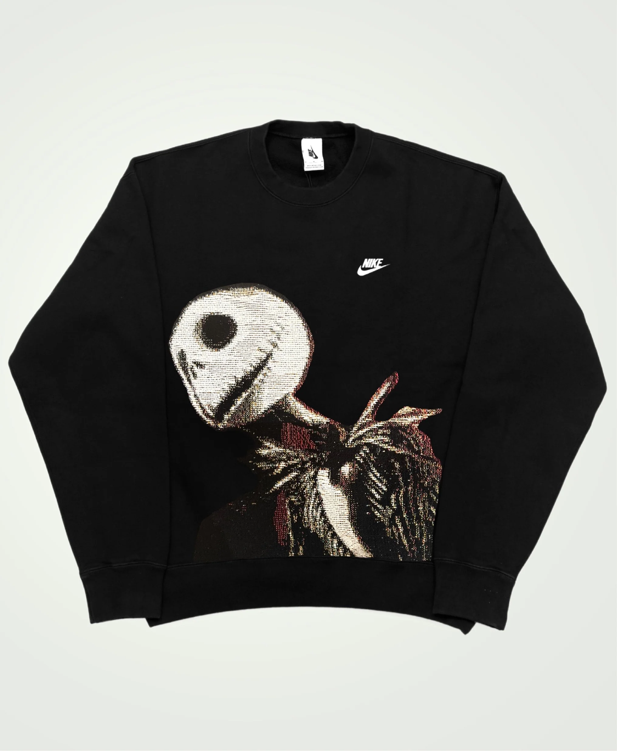 VA-AW21-215 JACK SKELLINGTON TAPESTRY RETRO REWORK CREWNECK