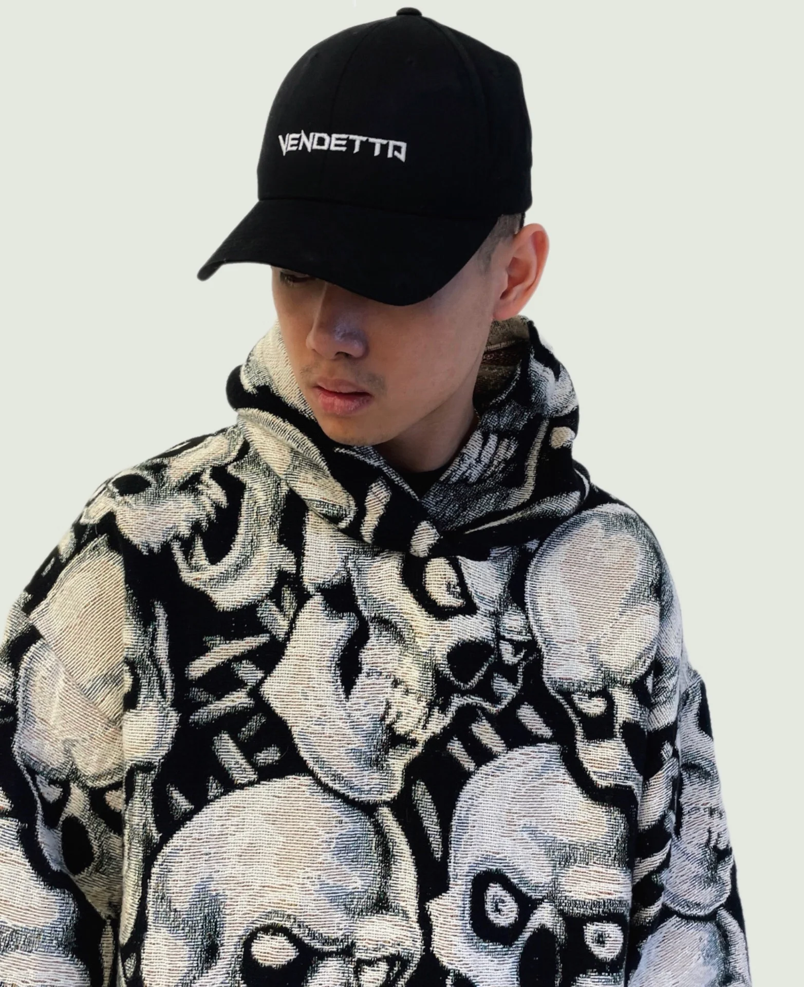 VA-AW22-468 SKULL PILE FULL TAPESTRY HOODIE - Image 2