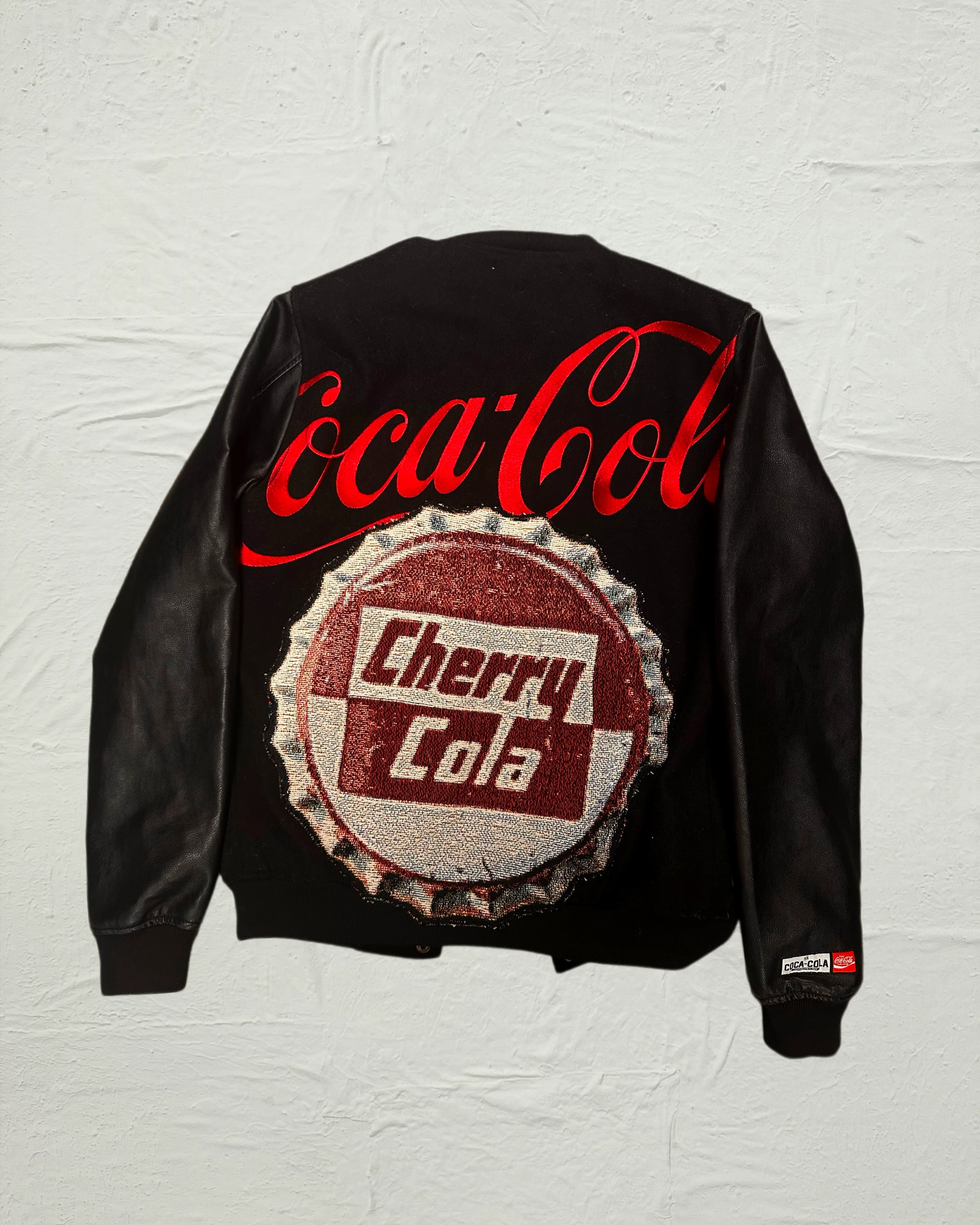 VA-FW24-814 COCA COLA RETRO REWORK VARSITY JACKET