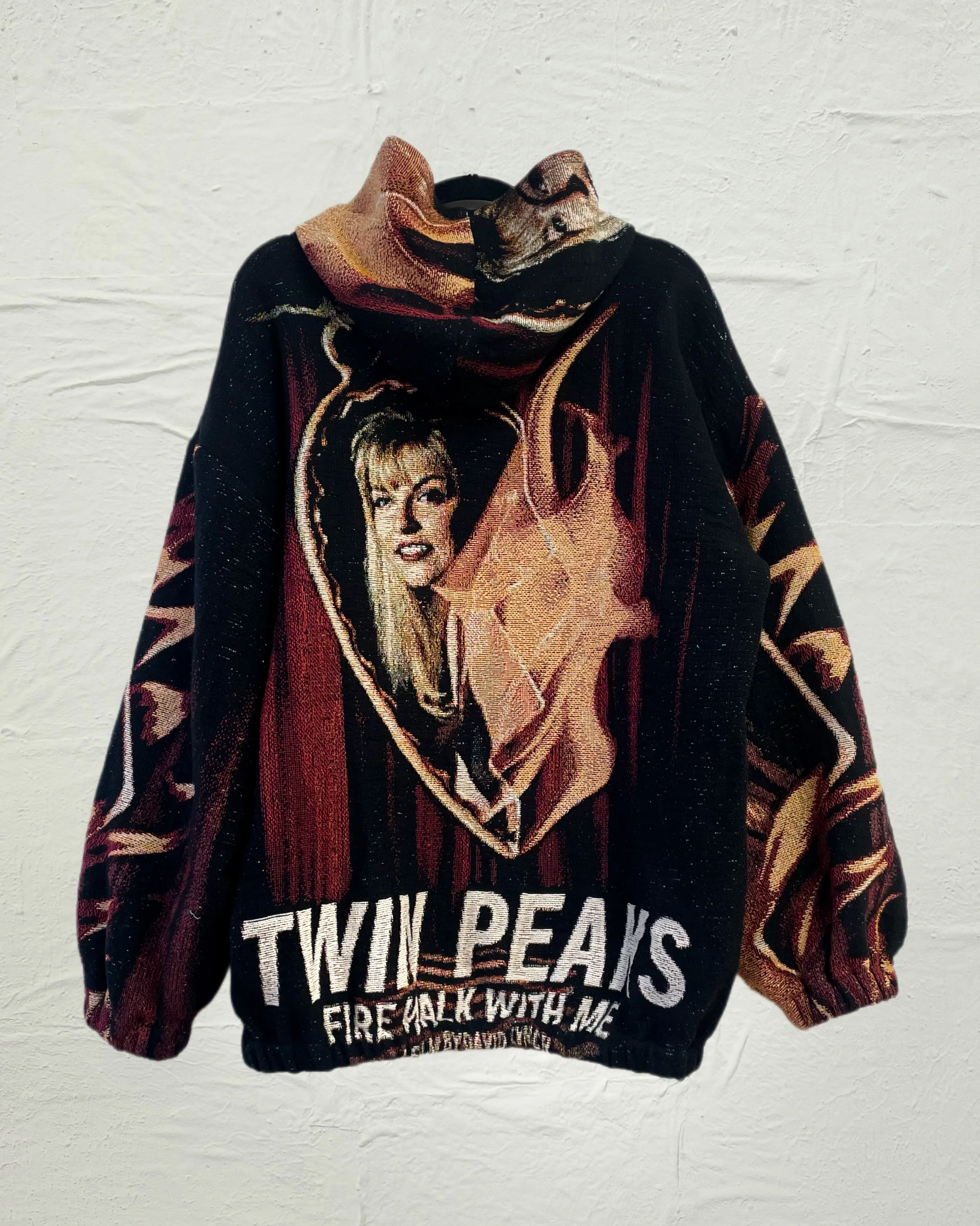 VA-FW25-857 TWIN PEAKS FULL TAPESTRY HOODIE