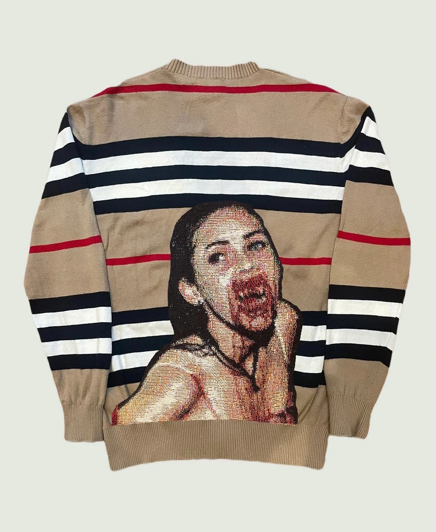 VA-SS22-392 JENNIFERS BODY BURBERRY TAPESTRY CARDIGAN REWORK